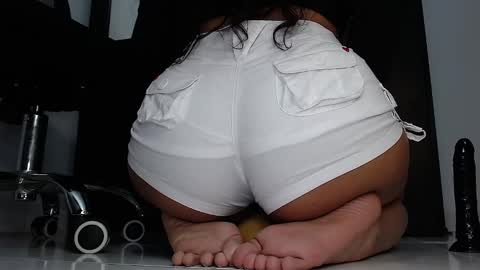 Martina  April online show from 12.29.24