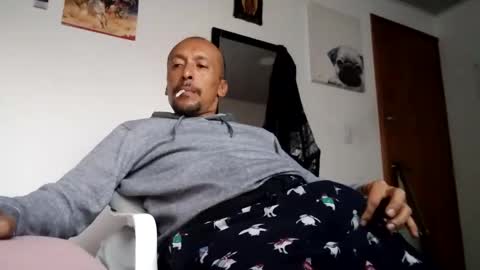 latinhardfucker1980 online show from 12.31.24