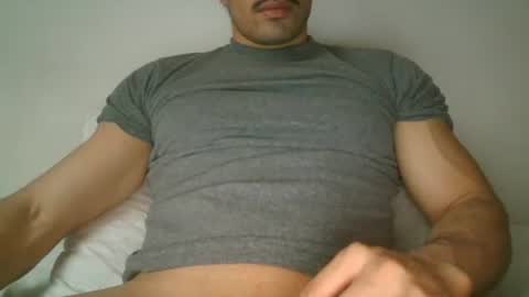 Snapshot of latinloveerx chatting on 11.15.25 latinloveerx online show from 11.15.25