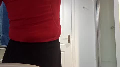 Snapshot of latino8484 chatting on 01.19.25 latino8484 online show from 01.19.25