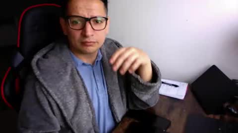 Snapshot of latino8484 chatting on 10.15.25 latino8484 online show from 10.15.25