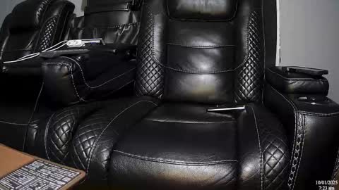 Snapshot of latinstud7 chatting on 10.01.25 Nico online show from 10.01.25