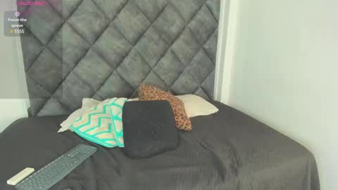 LEANDRO online show from 12.19.24