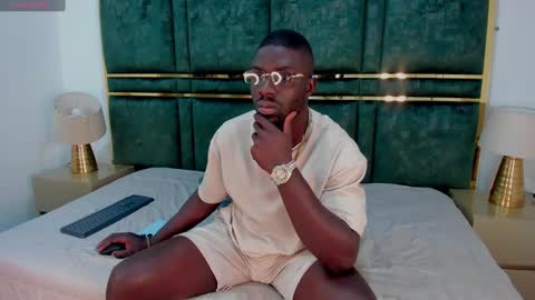 LEANDRO online show from 01.22.25