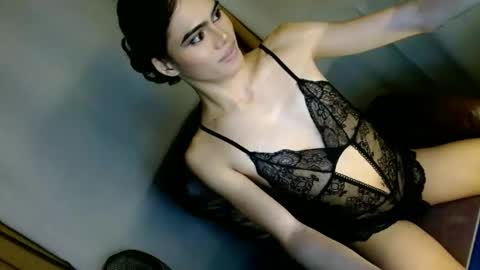 latrina_ online show from 05.23.26