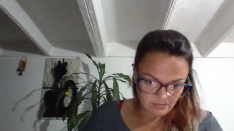 Snapshot of lau16310 chatting on 12.19.25 Laura online show from 12.19.25