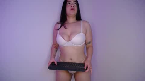 lau_24 online show from 12.14.25