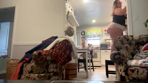 LauLauMa online show from 01.23.25