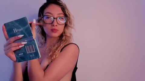 Lau Miller online show from 10.31.25