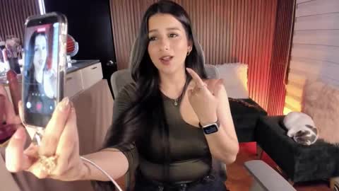 laura cruz online show from 03.08.26