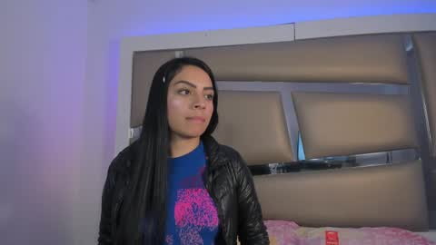 Snapshot of laura__js_ chatting on 02.25.25 laura__js_ online show from 02.25.25