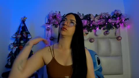 laura__js_ online show from 12.15.25