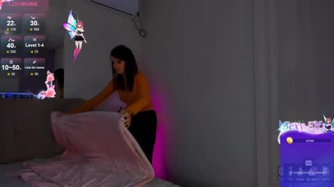 Laura online show from 01.07.25