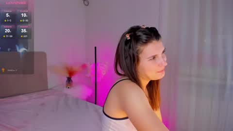 Laura online show from 03.08.25