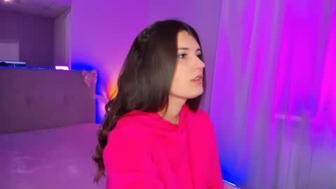 Snapshot of laura__leee chatting on 04.25.26 Laura online show from 04.25.26