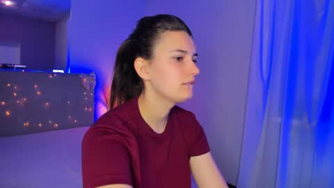 Snapshot of laura__leee chatting on 05.19.26 Laura online show from 05.19.26