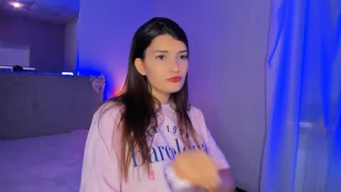 Snapshot of laura__leee chatting on 05.22.26 Laura online show from 05.22.26