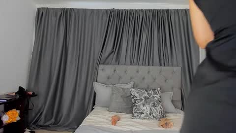   online show from 11.27.25