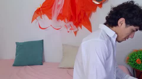 Snapshot of laura_and_kevin chatting on 10.17.25 laura_and_kevin online show from 10.17.25