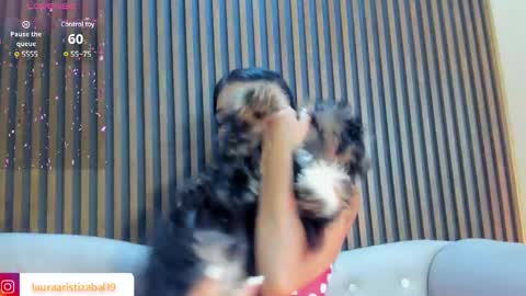 Laura online show from 02.01.25