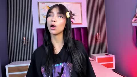 Laura online show from 03.12.25