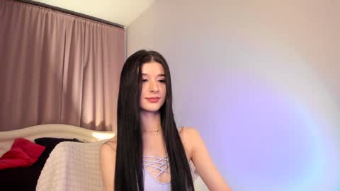 Laura online show from 01.23.25