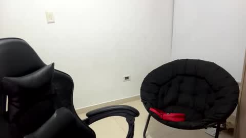 laura online show from 12.02.25