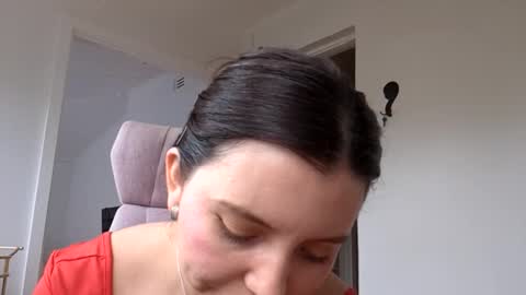 Snapshot of laura_lee chatting on 01.16.25 Laura Lee. online show from 01.16.25