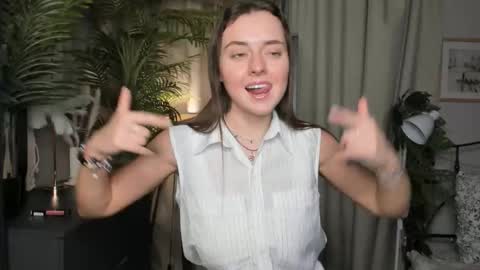 Samantha online show from 10.25.25