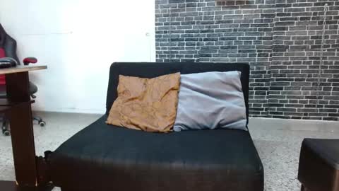 Snapshot of laura_nataly chatting on 01.11.25 Laura online show from 01.11.25