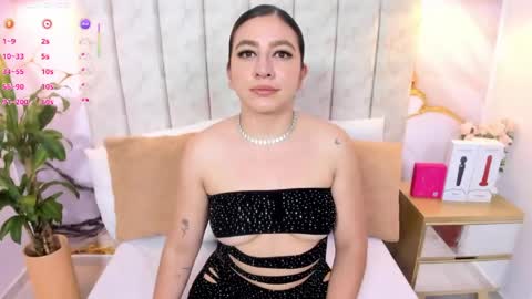 Laura Smith online show from 04.20.26