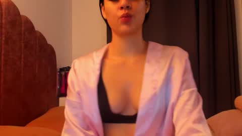 LAURA SOE online show from 11.29.25