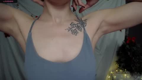 Laura online show from 12.22.24