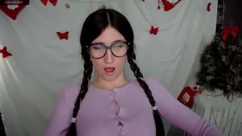 Laura online show from 01.10.25