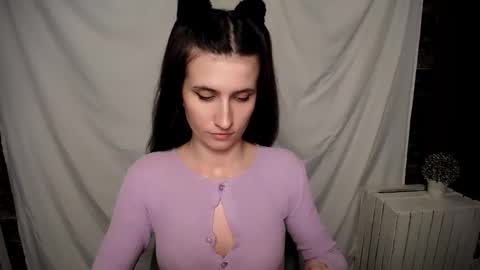 Laura online show from 02.14.25