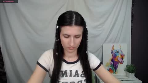 Laura online show from 03.09.25