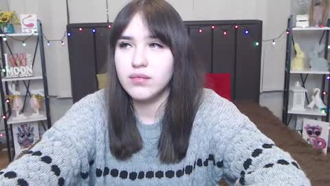 LauraHlot online show from 01.29.25