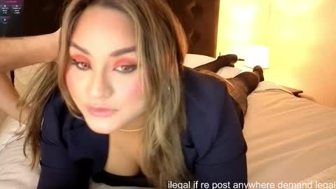 Snapshot of lauralei_01 chatting on 09.14.25 Laura and Phillipe SEE YOU AGAIN ON JANUARY 12 2025 HAPPY NEW YEAR online show from 09.14.25