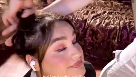 Snapshot of lauralei_01 chatting on 12.05.25 Laura and Phillipe SEE YOU AGAIN ON JANUARY 12 2025 HAPPY NEW YEAR online show from 12.05.25