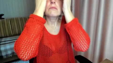 Lauraoven1 online show from 03.04.26