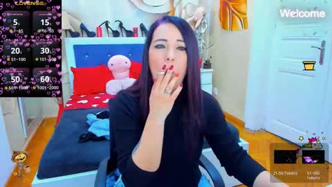 Laura online show from 02.03.25