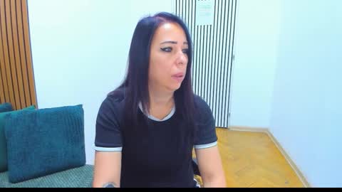 Laura online show from 09.28.25