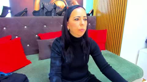 Laura online show from 04.16.26