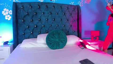 Laura online show from 04.16.26