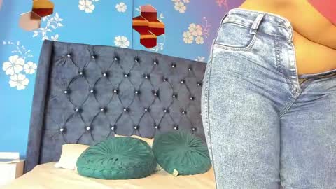 Laura online show from 06.03.26