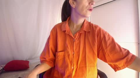 Snapshot of laurasofia45 chatting on 06.03.26 Laura Sofia online show from 06.03.26