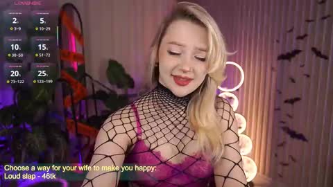  Laura  online show from 10.27.25