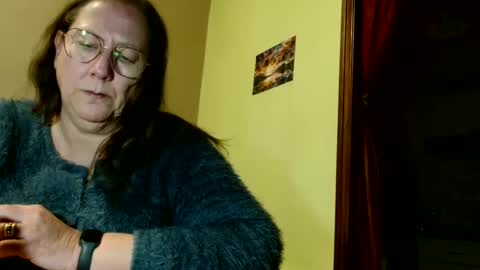 laureanne online show from 12.08.24