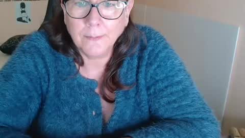 laureanne online show from 12.09.24