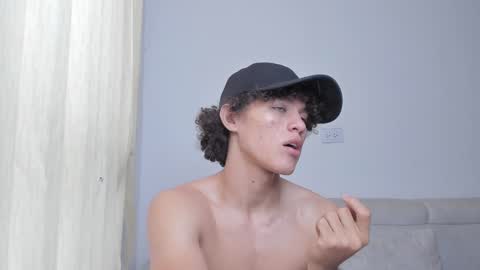 Laureent online show from 12.30.24